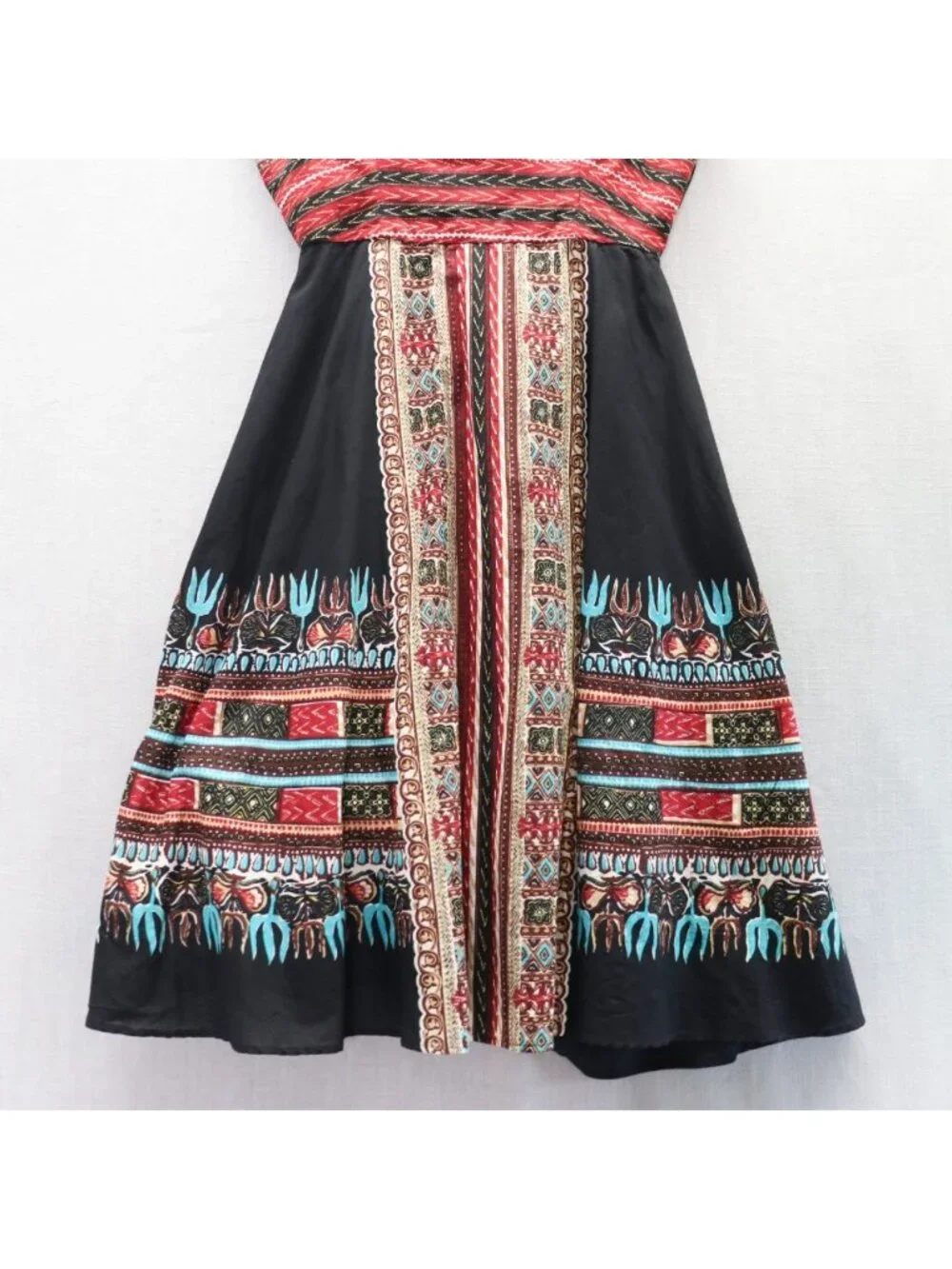 BCBG Max Azria Southwest Geo Print Tie Back Dress Black Red Medium - Picture 10 of 15